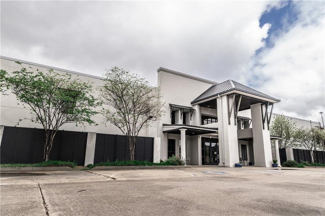 1201 3rd Street, Alexandria