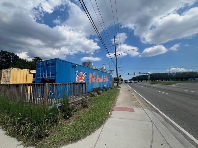 1101 Us Highway 90 Hy, Westwego