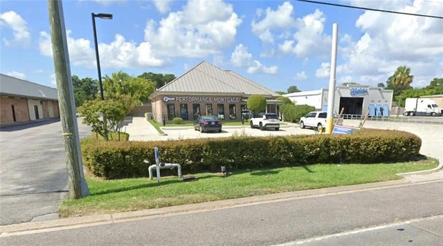 1000 E Judge Perez Drive, Chalmette