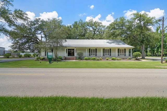 1500 J W Davis Drive, Hammond