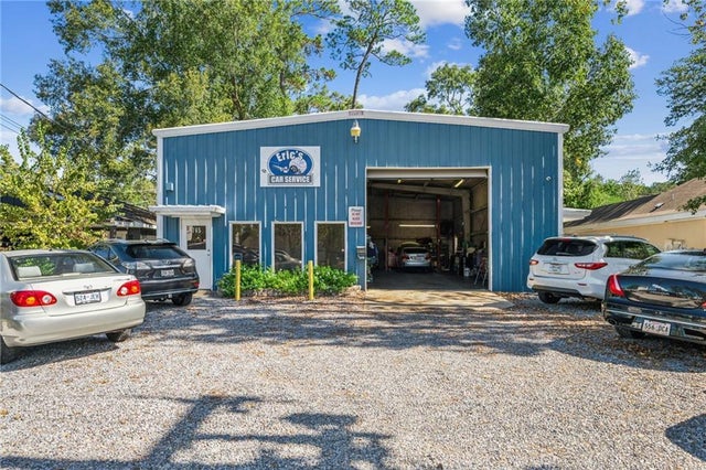 765 Asbury Drive, Mandeville