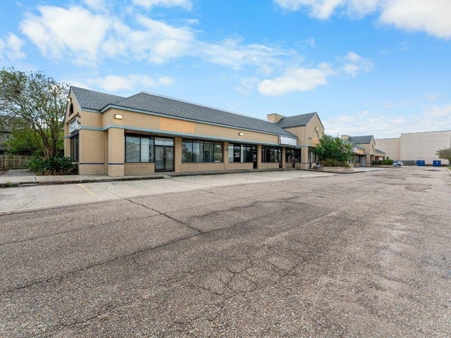 1962 O'neal Lane, Baton Rouge