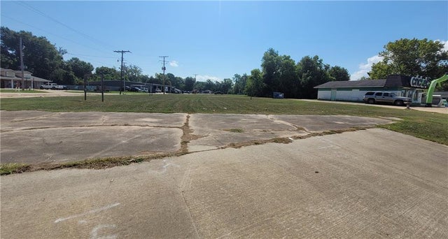 519 E Tunica Drive, Marksville