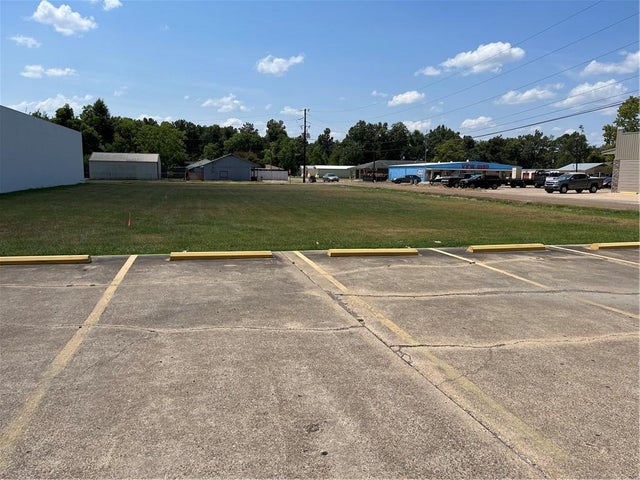 Ac Philo Street, Marksville