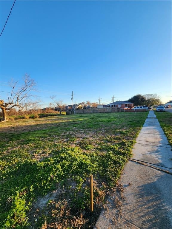 517 Cougar Drive, Arabi