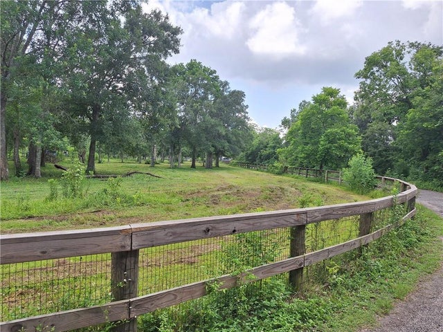 10855 Willow Drive, New Orleans