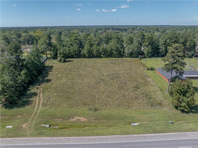 7041 Monroe Hy, Ball