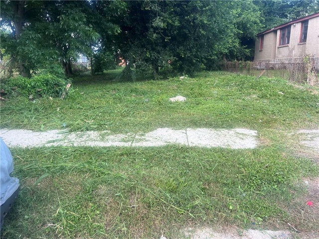 4765 Dodt Av, New Orleans