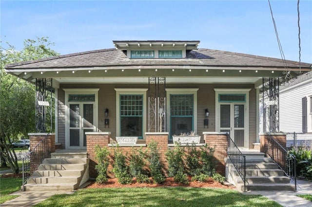 8002 Panola Street, New Orleans