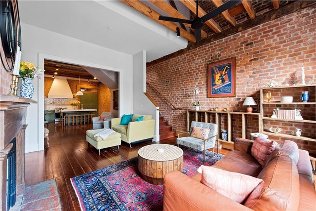 1604 Prytania Street, New Orleans