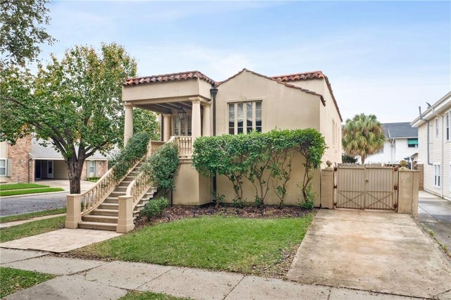 5373 Canal Bl, New Orleans