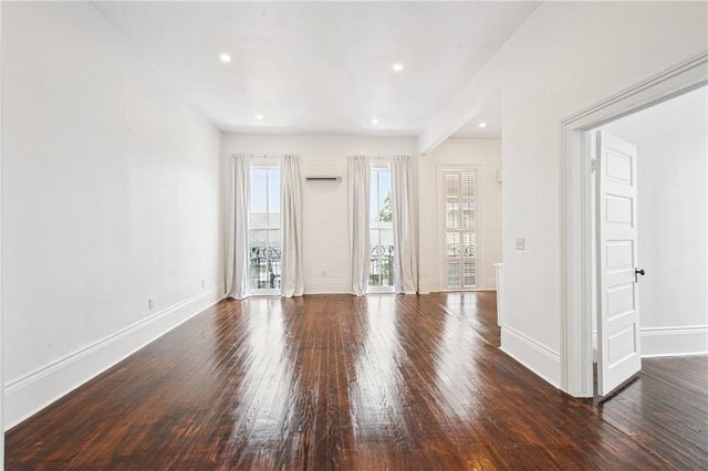 5416 Magazine Street, New Orleans