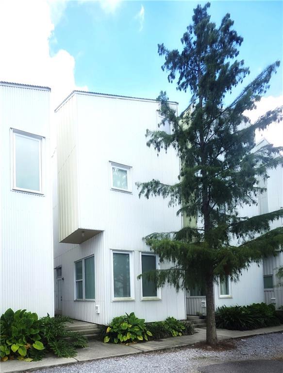 3122 Street Thomas Street, New Orleans