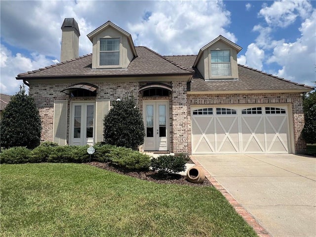 306 Palmer Court, Slidell