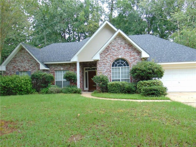 218 Longfellow Lane, Mandeville