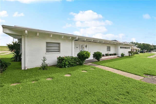 1501 Poinsettia Drive, Metairie