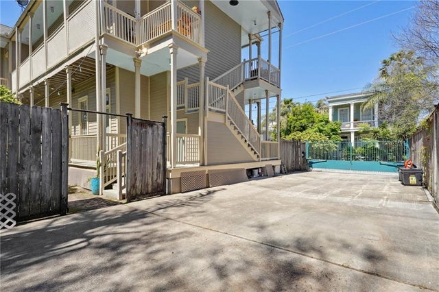 1333 Josephine Street, New Orleans