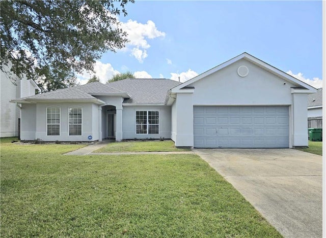 1549 Hunters Point Drive, Slidell