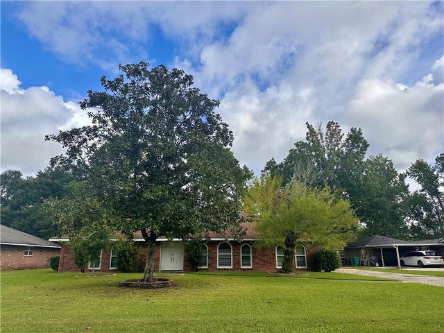 166 W Pinewood Drive, Slidell