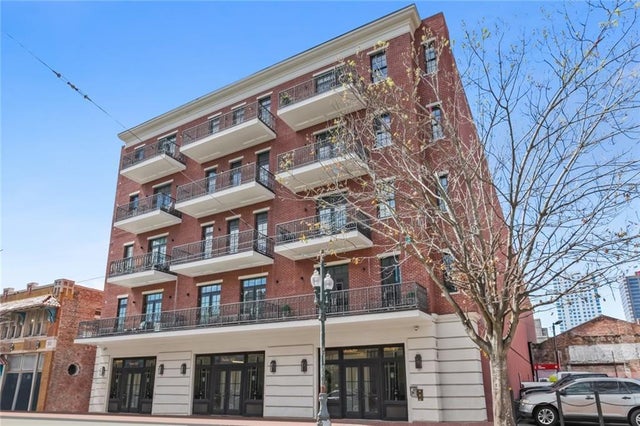 731 Street Charles Av 414, New Orleans