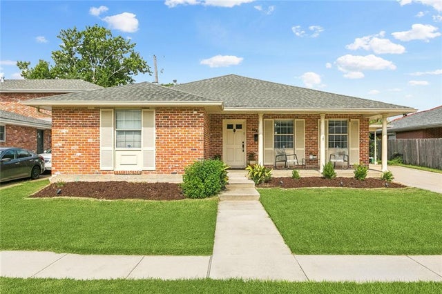 1020 Smith Drive, Metairie