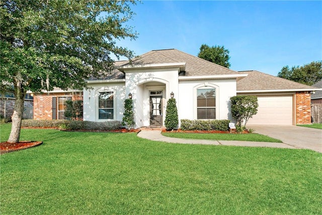 233 Grand Oaks Drive, Madisonville