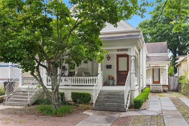 6317 Magazine Street, New Orleans