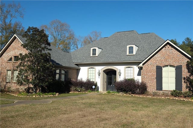 40092 Deer Creek Drive, Ponchatoula