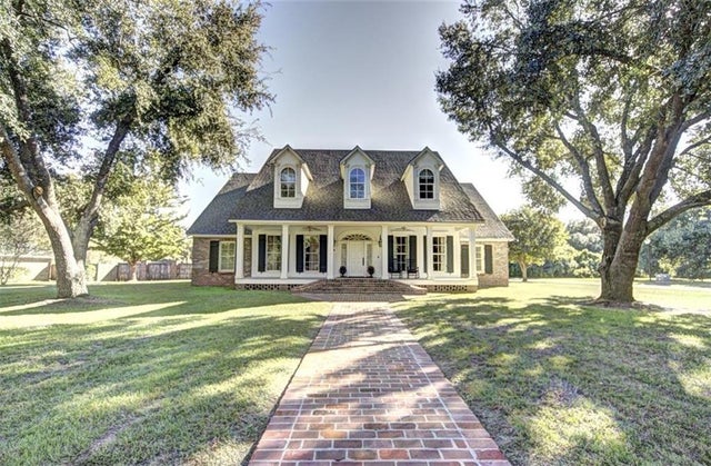 201 Street Clair Av, Natchitoches