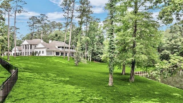 123 N Dogwood Drive, Covington