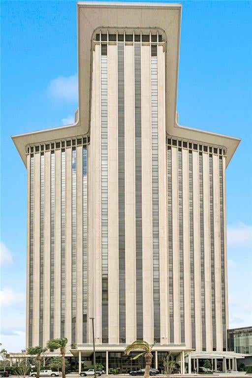 2 Canal Street 2301, New Orleans