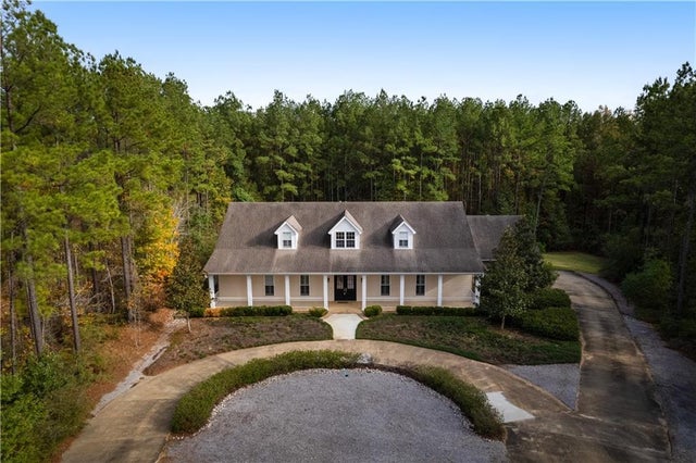 224 Hidden Pines Drive, Pineville