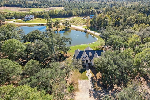 23648 Goodlife Lane, Covington