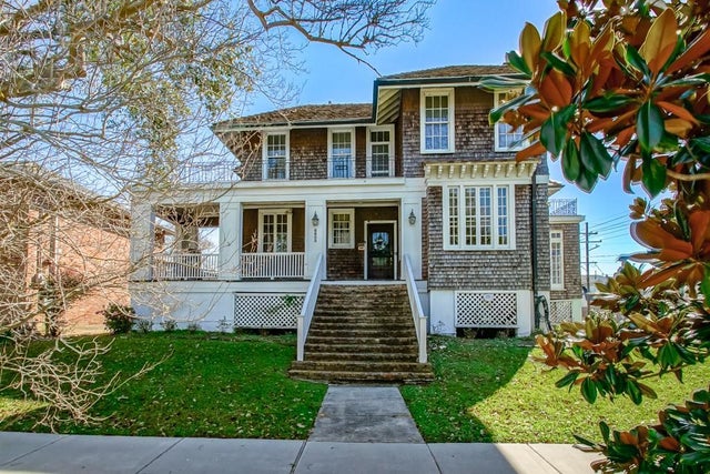 6803 West End Bl, New Orleans