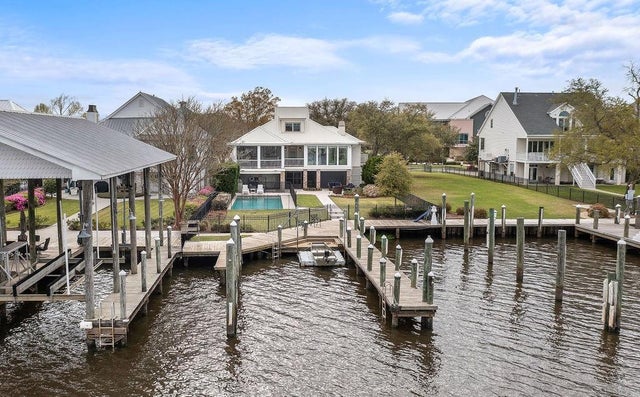 125 Mabel Drive, Madisonville