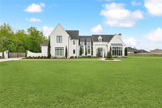 330 Cypress Crossing Drive, Belle Chasse