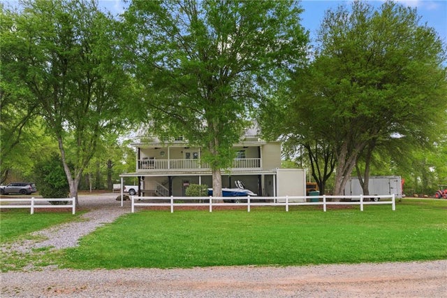 36352 Bumblebee Buzzway, Franklinton