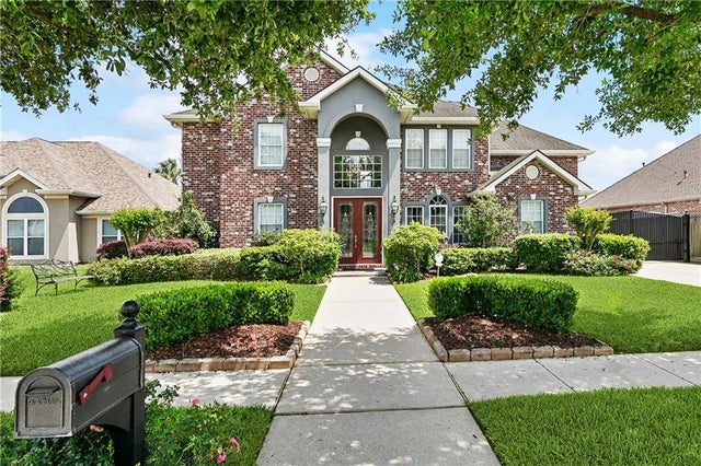 2405 Emilie Oaks Drive, Meraux