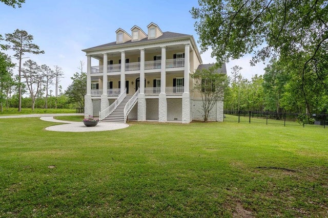 212 Mattingly Lane, Madisonville