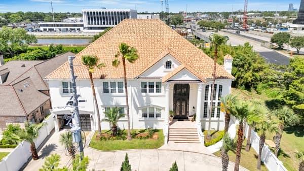 5874 Bellaire Drive, New Orleans