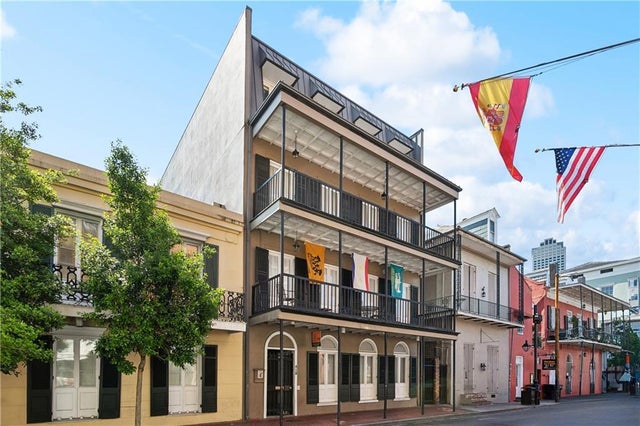 412 Dauphine Street 4a, New Orleans