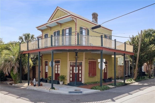 2000 Street Philip Street, New Orleans