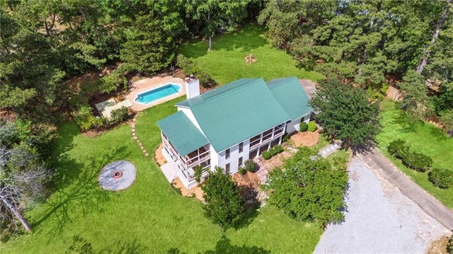 48 Bleu Lake Drive, Covington