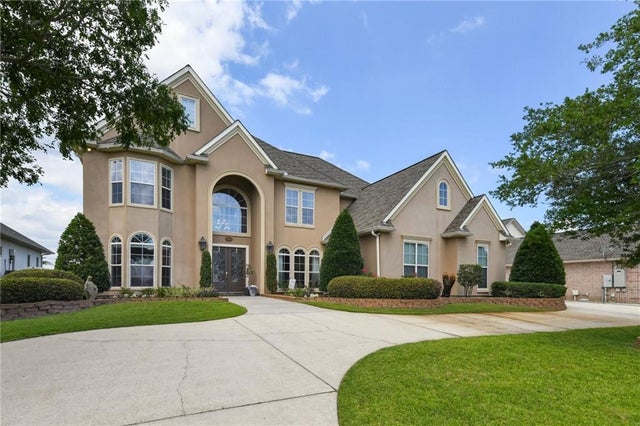 983 Lakeshore Bl, Slidell