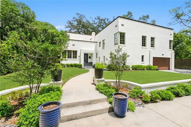 3 Fairview Court, Metairie