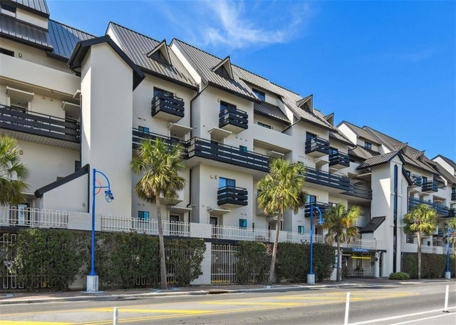 7300 Lakeshore Drive 4, New Orleans