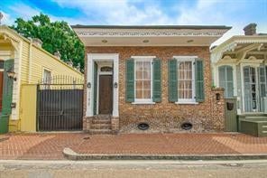 922 Street Peter Street, New Orleans