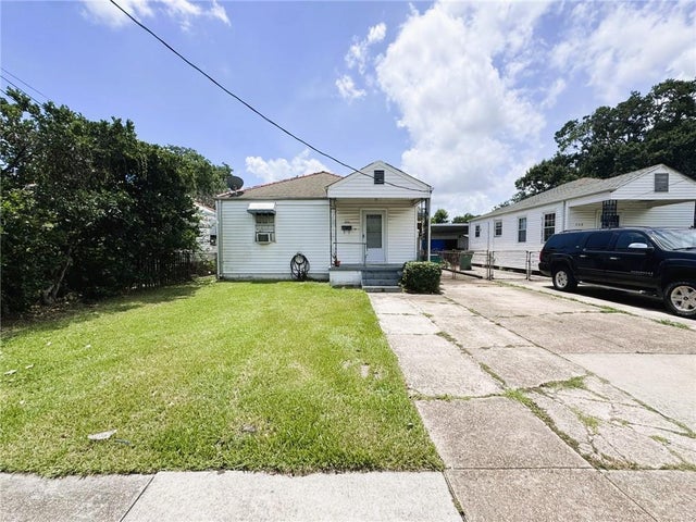 304 Clearview Pk, Metairie