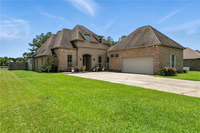 23628 Madisonville Court, Ponchatoula
