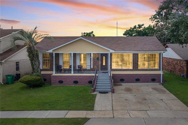 544 W Marlin Court, Terrytown